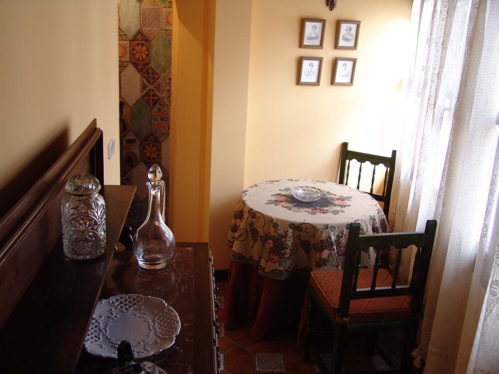 Apartamentos La Columna Chinchón Kültér fotó