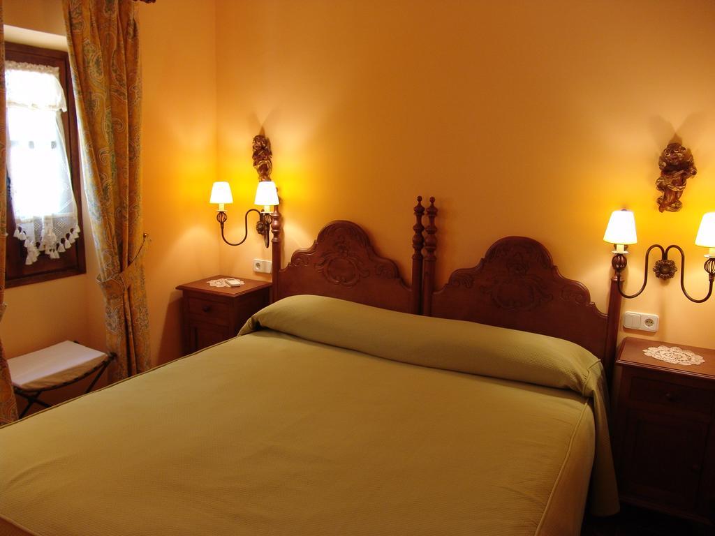 Apartamentos La Columna Chinchón Kültér fotó