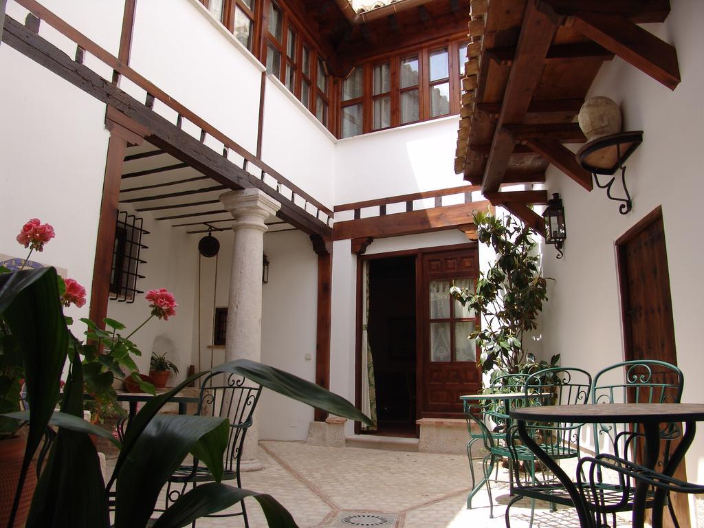 Apartamentos La Columna Chinchón Kültér fotó